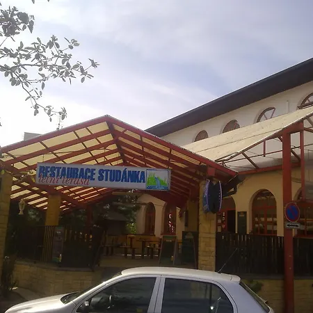 ゲストハウス Studanka